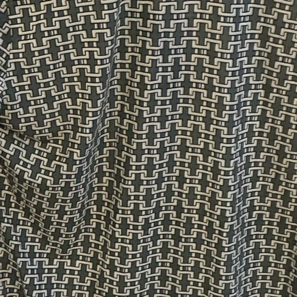 Liz Claiborne, small sage green New with tag T-shirt top - Picture 4 of 10